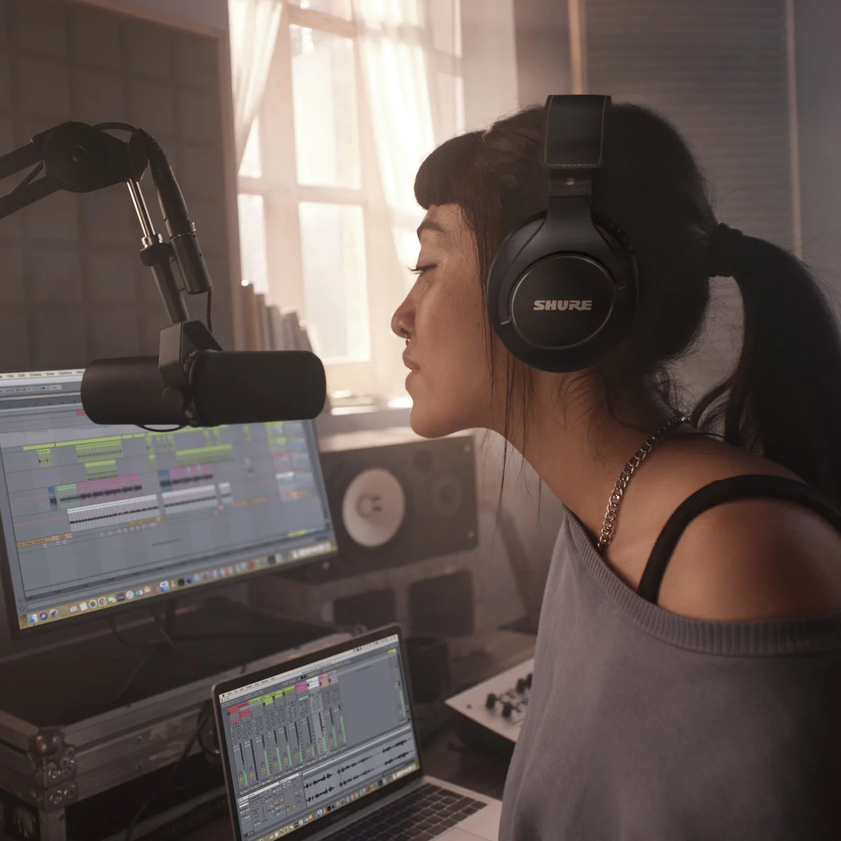 Shure SM7B Vocal Dynamic Microphone - Image 9